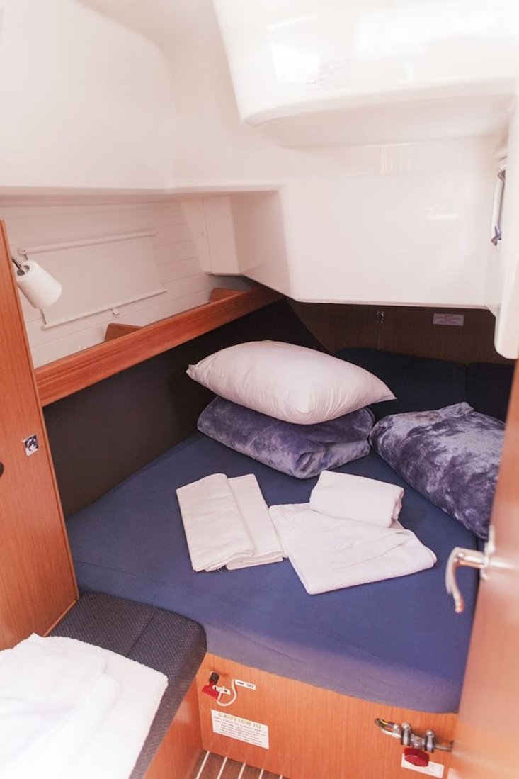 Image of Lydia yacht #16