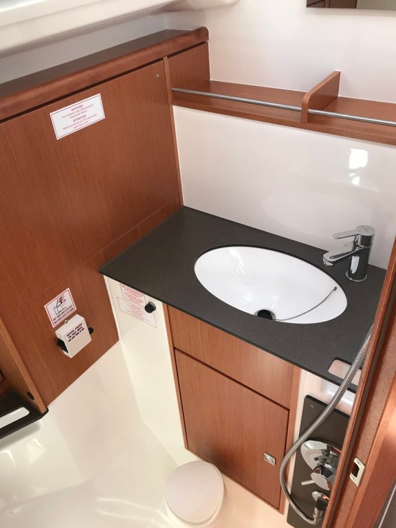 Image of Lydia yacht #18