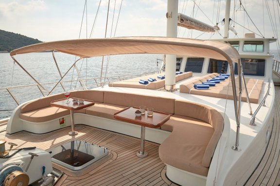 Image of Sea Breeze yacht #9