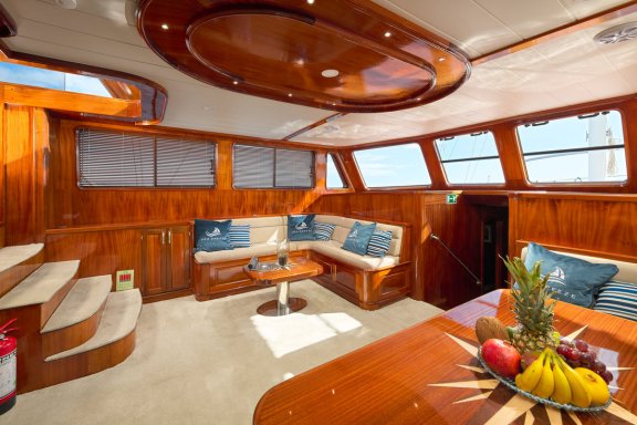 Image of Sea Breeze yacht #15