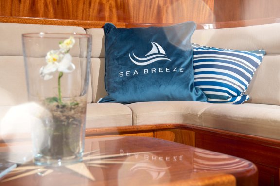 Image of Sea Breeze yacht #18
