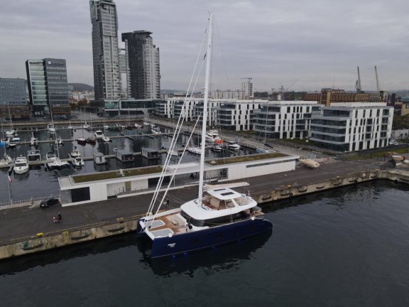 Image of Fantastic Too yacht #6