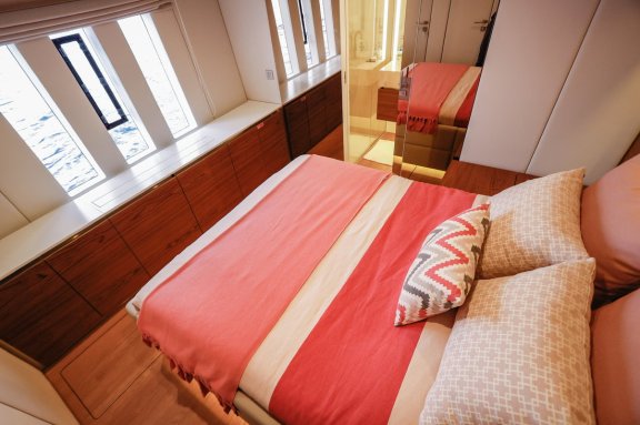 Image of Fantastic Too yacht #27