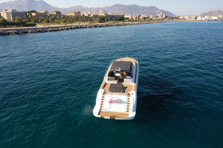 Image of Maeva Star yacht #2
