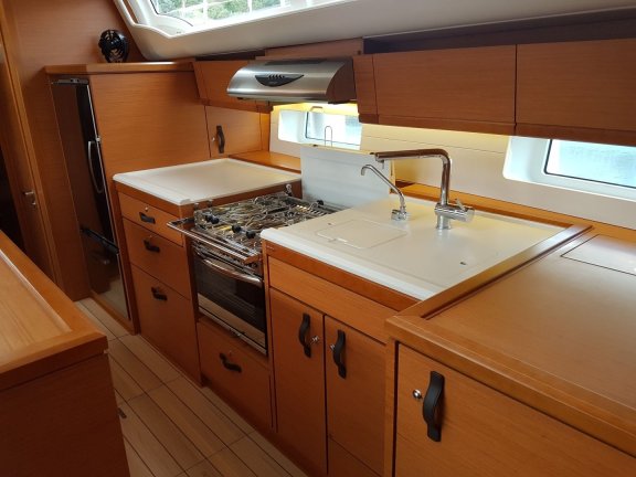 Image of Blue Dream yacht #10