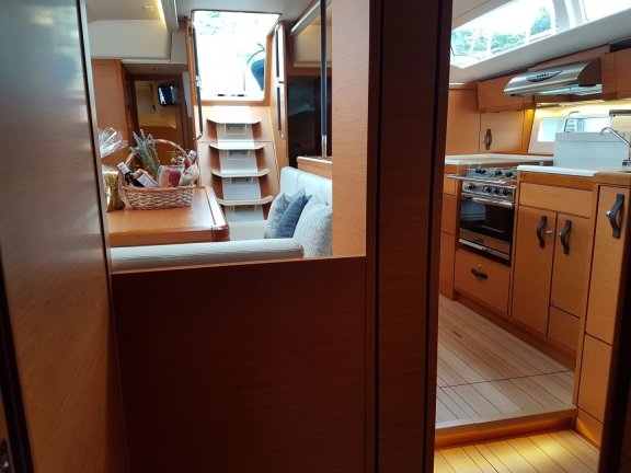 Image of Blue Dream yacht #11