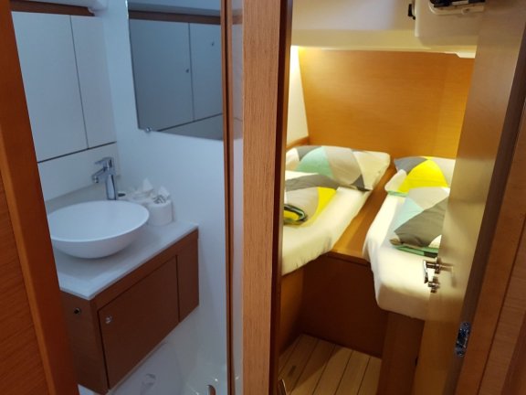 Image of Blue Dream yacht #17