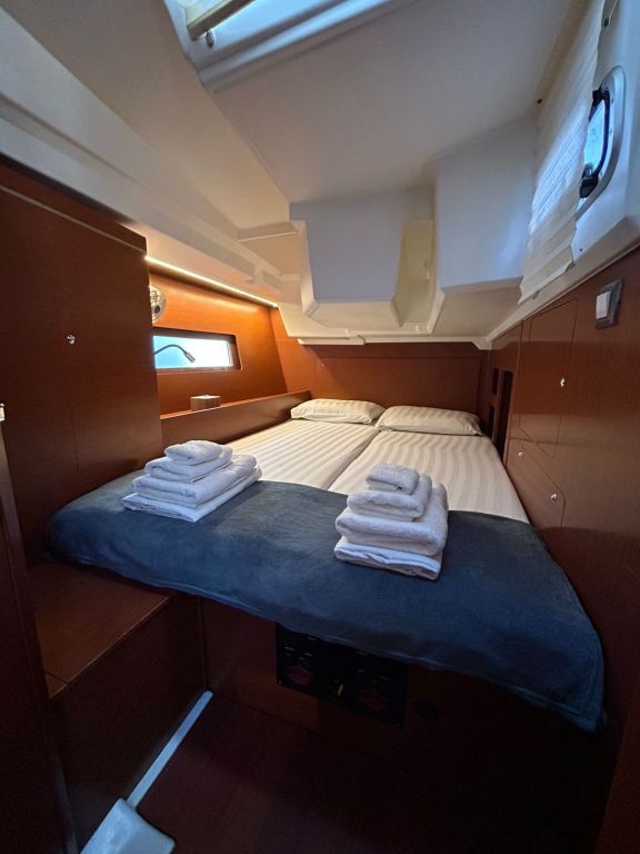 Image of abb4-19 yacht #12