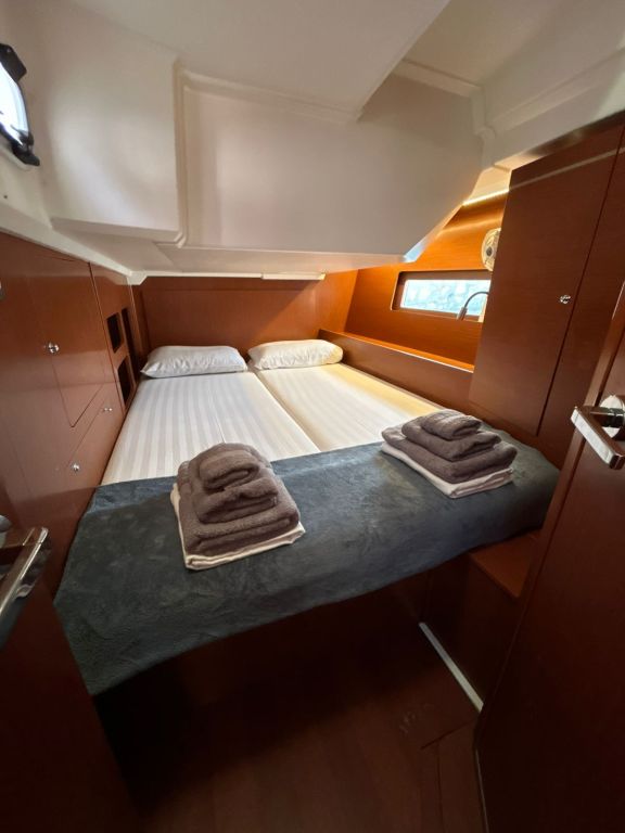 Image of abb4-19 yacht #14