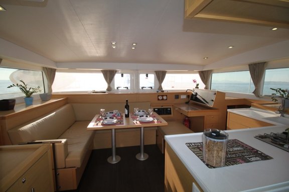 Image of Sailing Blue 4 yacht #12