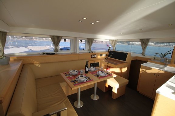 Image of Sailing Blue 4 yacht #11