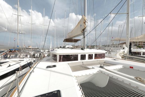 Image of Lydia yacht #6