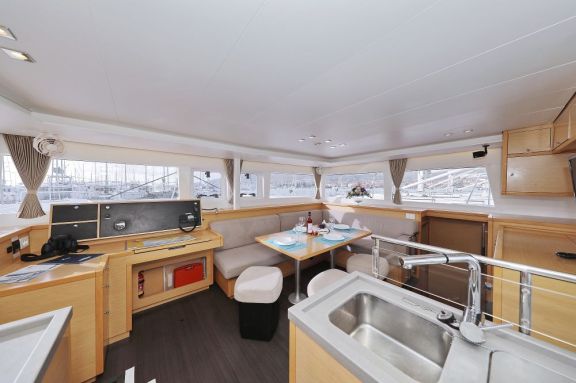 Image of Lydia yacht #17