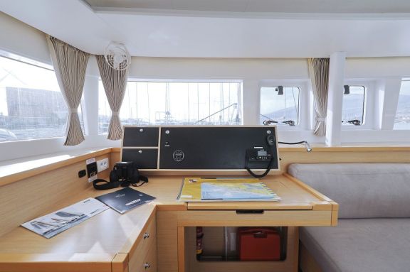 Image of Lydia yacht #20