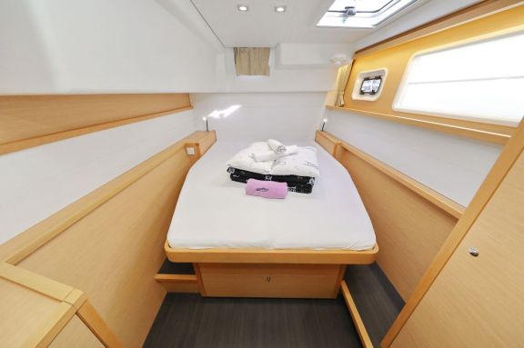 Image of Lydia yacht #23