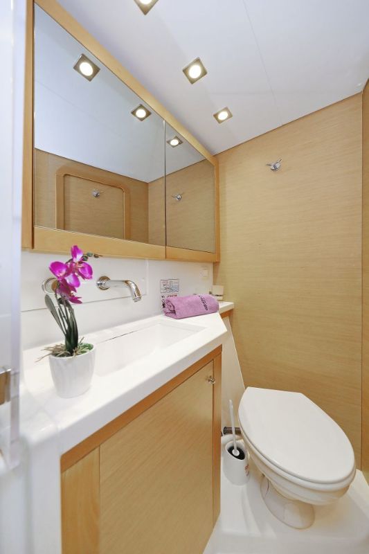 Image of Lydia yacht #36