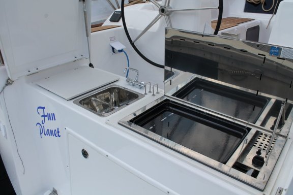 Image of Fun Planet yacht #6