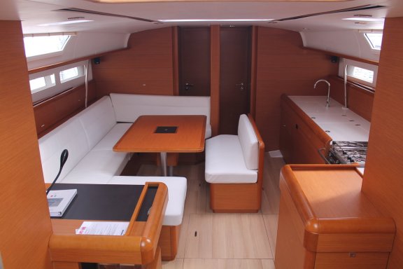 Image of Mercury Planet yacht #16