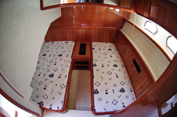 Image of Palmyra yacht #22