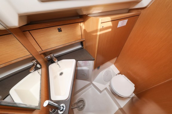 Image of Lady One yacht #33