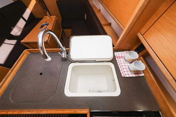 Image of Lady One yacht #38