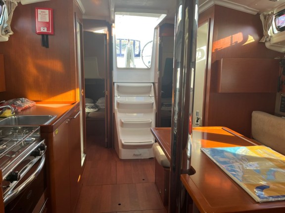 Image of Sailor Mercury yacht #9