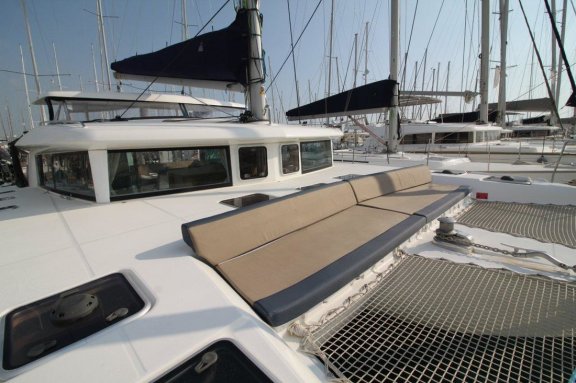 Image of Vegas yacht #4