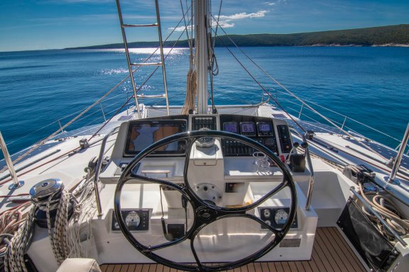 Image of Cool Change yacht #11