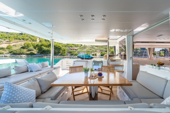 Image of Cool Change yacht #16