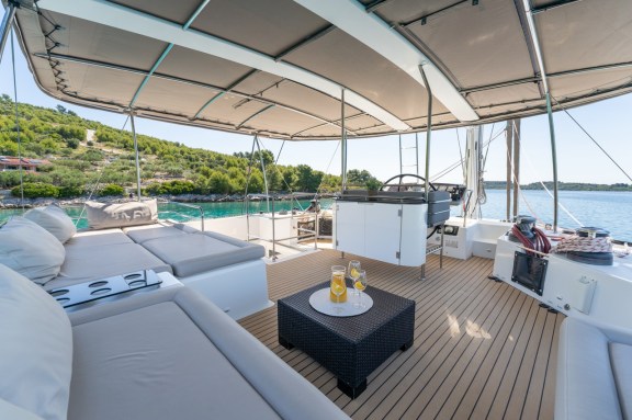 Image of Cool Change yacht #20