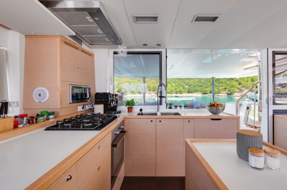 Image of Cool Change yacht #26