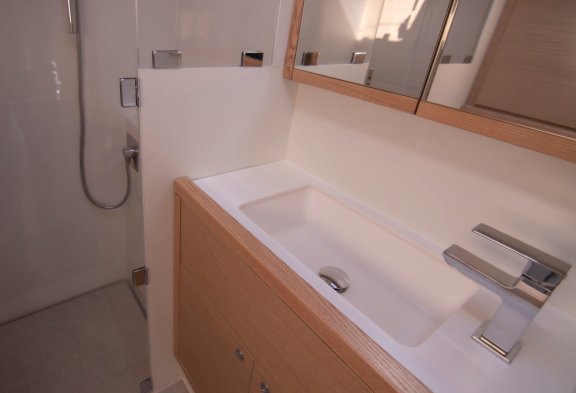 Image of Cool Change yacht #37