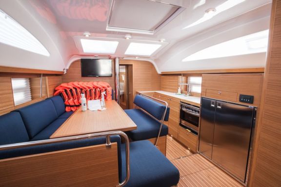 Image of Linea Uno yacht #12