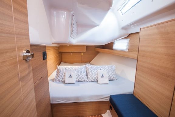 Image of Linea Uno yacht #18