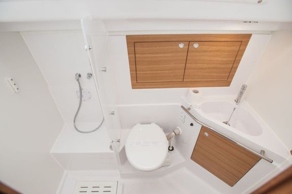 Image of Linea Uno yacht #22