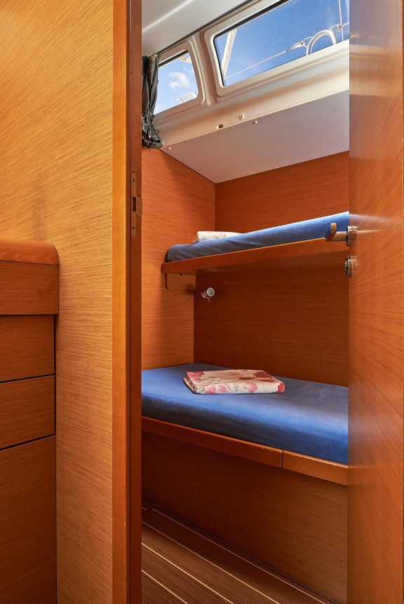 Image of I.Q. yacht #7