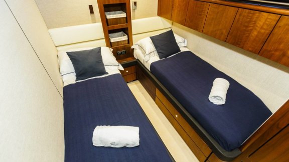 Image of Schatzi yacht #16