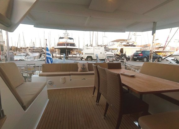 Image of E-Varka yacht #6