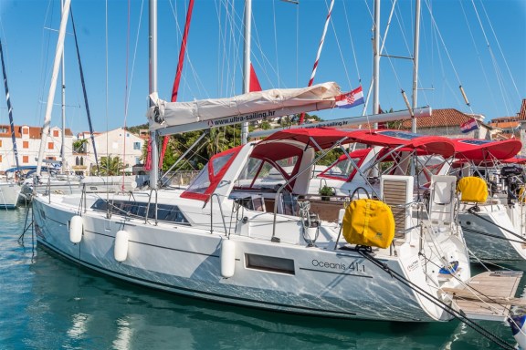 Image of Sparkling yacht #3
