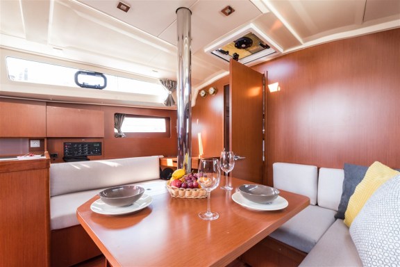 Image of Sparkling yacht #19