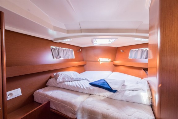 Image of Sparkling yacht #23