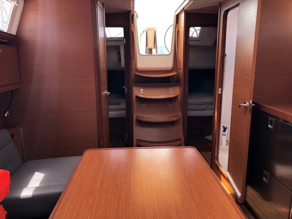 Image of Medoc yacht #8