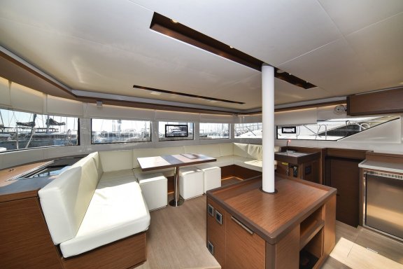 Image of Lux yacht #17