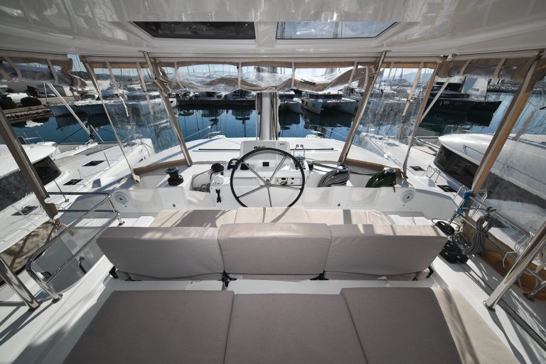 Image of Shadow yacht #8