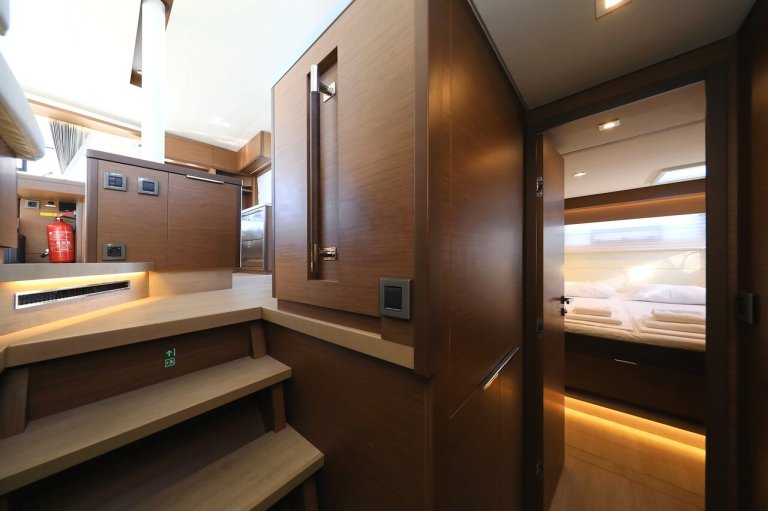Image of Shadow yacht #19