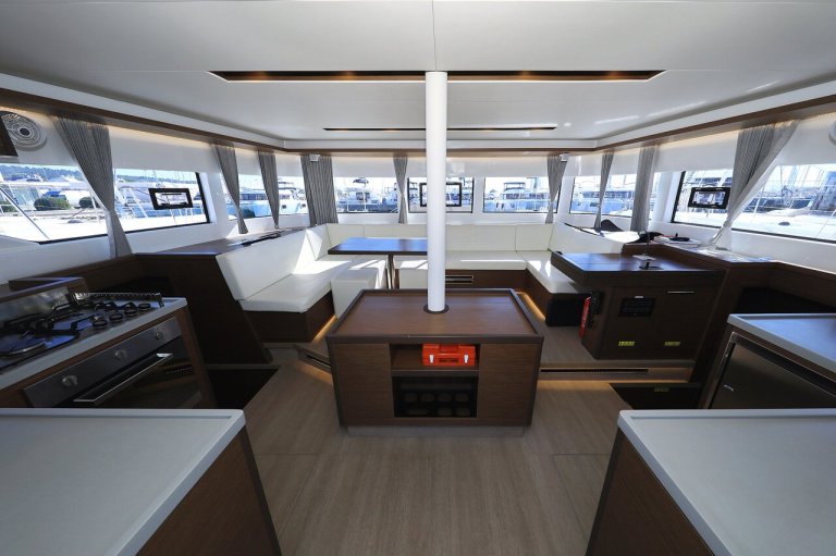 Image of Shadow yacht #15