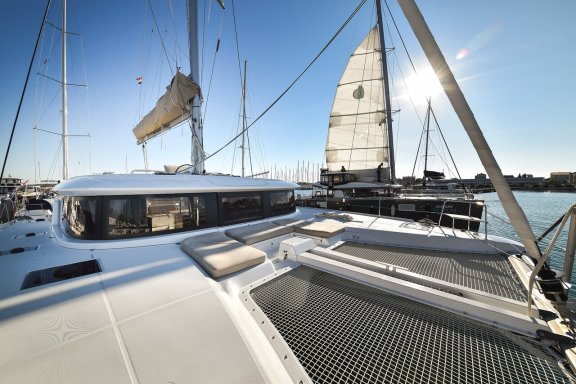 Image of Midlife Crisis yacht #5