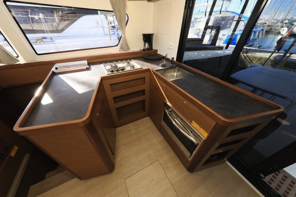 Image of Zeus yacht #21