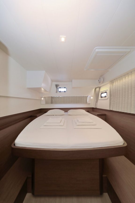 Image of Zeus yacht #23