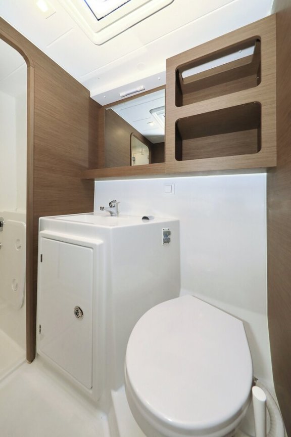 Image of Zeus yacht #29